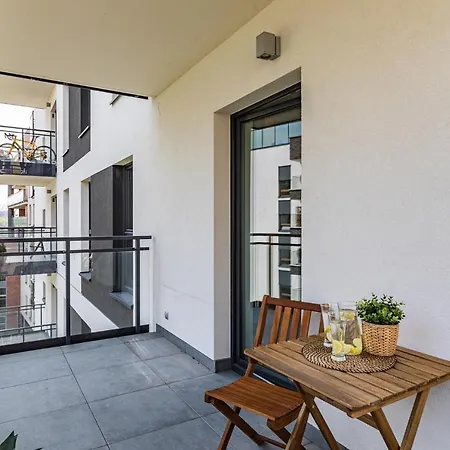 Superapart Okrzei 12 - Blisko Warszawskiego Zoo *